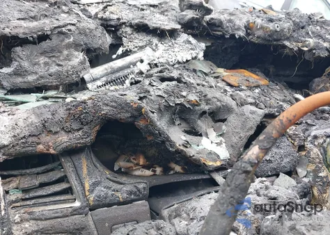 2013 Ford Edge Limited z USA, uszkodzony, nr VIN 2FMDK3K98DBB52567